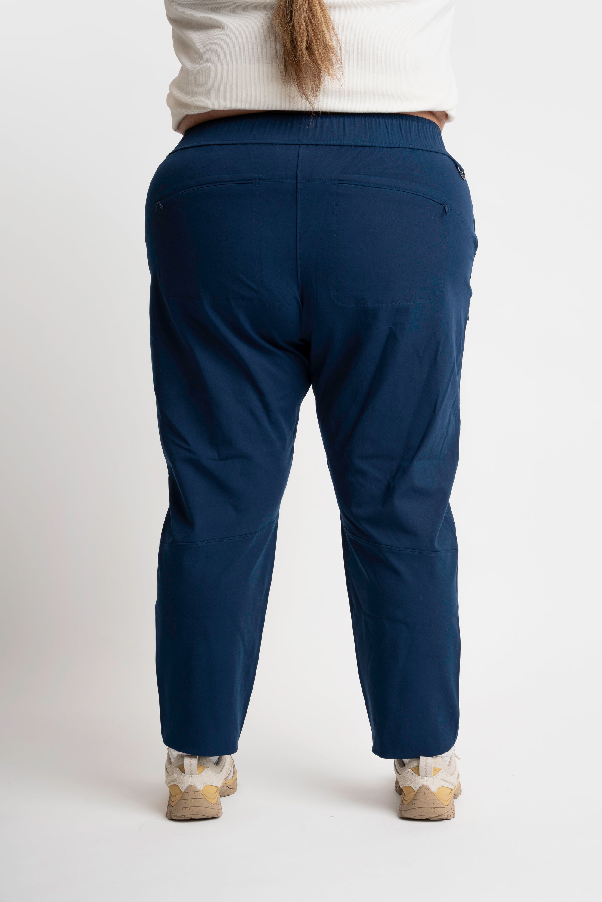 Open air pants  Ultra-flattering outdoor pants for women by alder